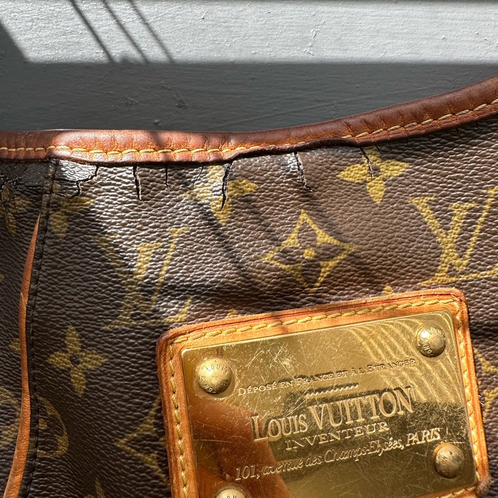 LV GALLIERA Shoulder Bag